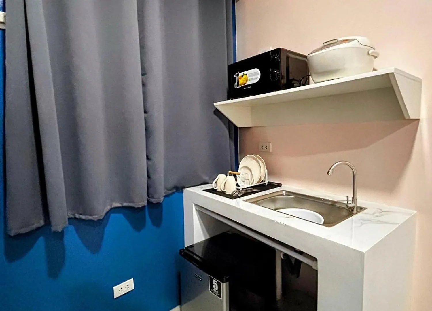 Origin Studios - Units Near Bonifacio Global City Manila Apartment