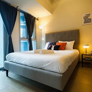 Cozy 1br In Manila, Bgc, With Balcony & Pool Apartment