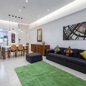 New 2br Of 86sqm With Netflix In Bgc Apartment