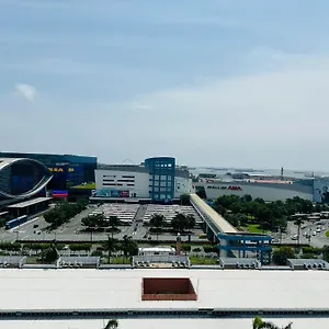 Sea Residences Moa Complex - Ruffa's Condotel Apartment